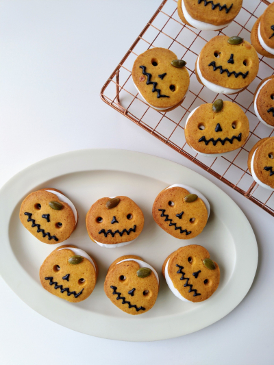 かぼちゃのハロウィンマシュマロサンドクッキー