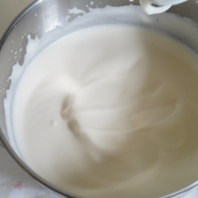 卵・乳製品不使用、米粉のスポンジケーキ