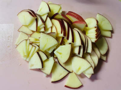 【洋酒パウダー2023】りんごとサツマイモのクラフティ