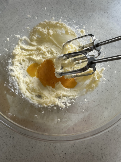 マルグリット型で作るいちごミルクケーキ