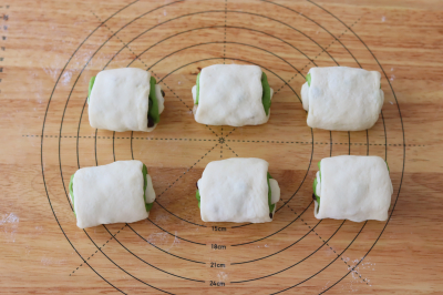 抹茶とかのこのキューブ食パン