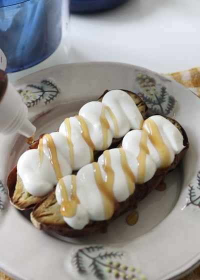 栄養満点!焼き芋のグリークヨーグルトのせ