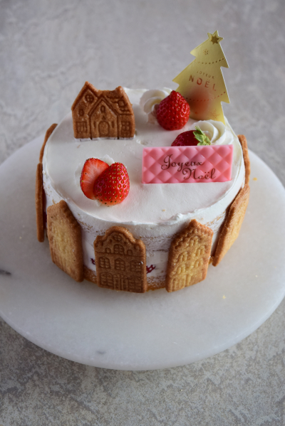 キットで作るネイキッドクリスマスケーキ