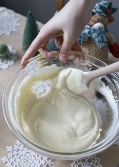 クリスマスに‼︎フレジェ風いちごのスコップケーキ