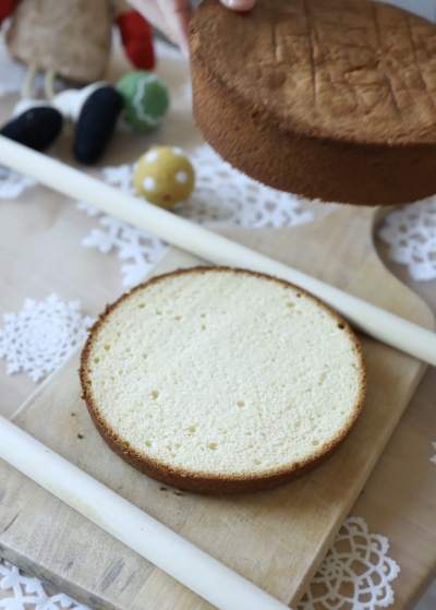 クリスマスに‼︎フレジェ風いちごのスコップケーキ