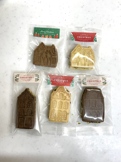 スタンプクッキー（クリスマスの街並み）のラッピング