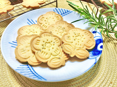 ローズマリー塩サブレ みのすけ お菓子 パンのレシピや作り方 Cotta コッタ