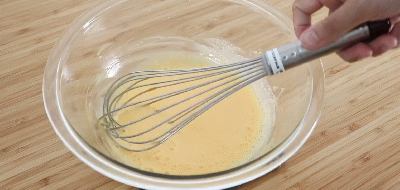 米粉の抹茶シフォンケーキ